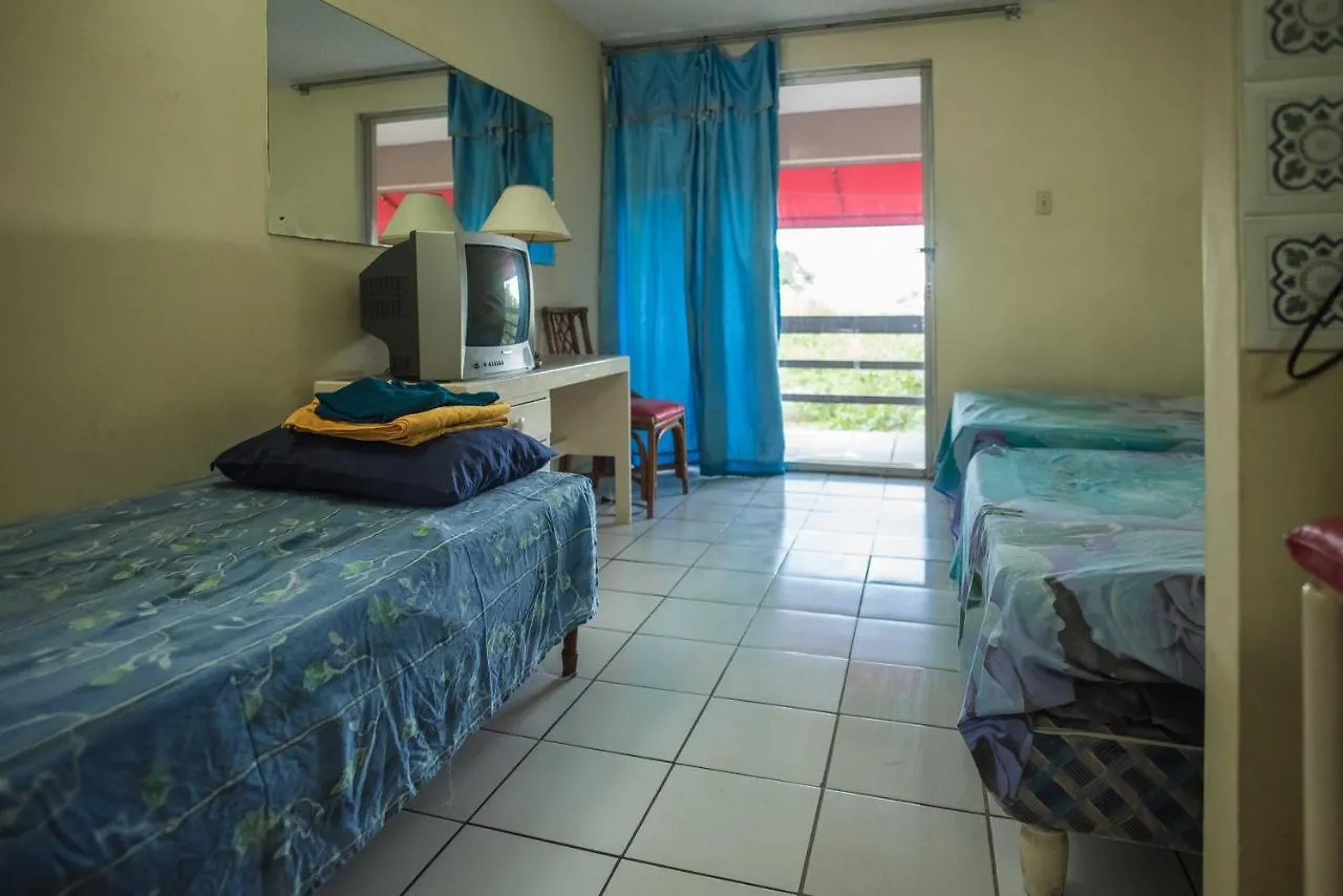 New Garden Studio @Montego Bay Club Daire 0*,  Jamaika